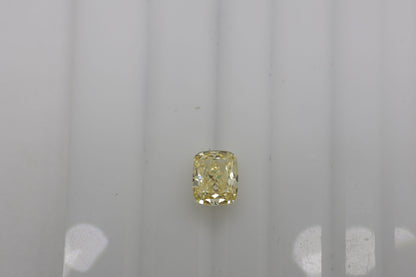 69848 Cushion 2.05ct FY VVS2