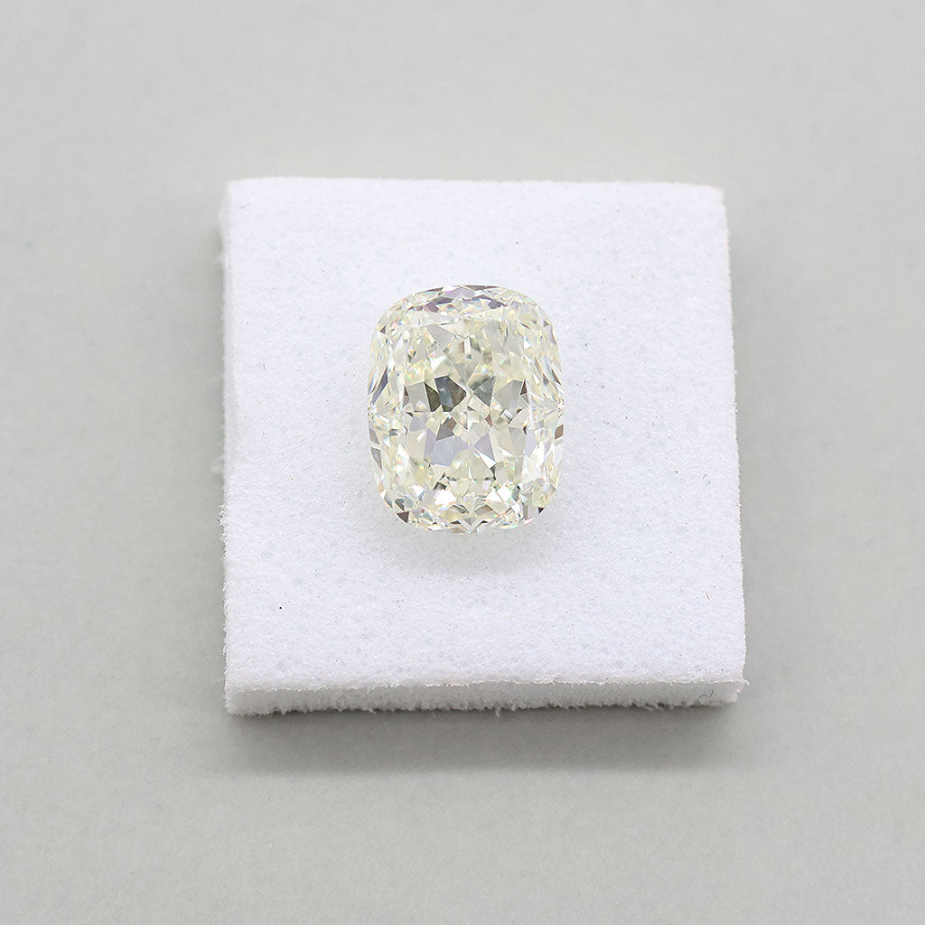 88105 Cushion 2.03ct M VVS2