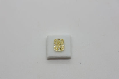 69728 Cushion 2.08ct FY VS1