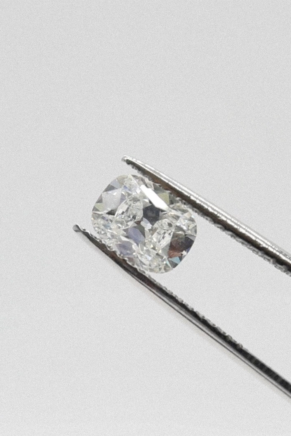 6304 Cushion 1.60ct D VVS2