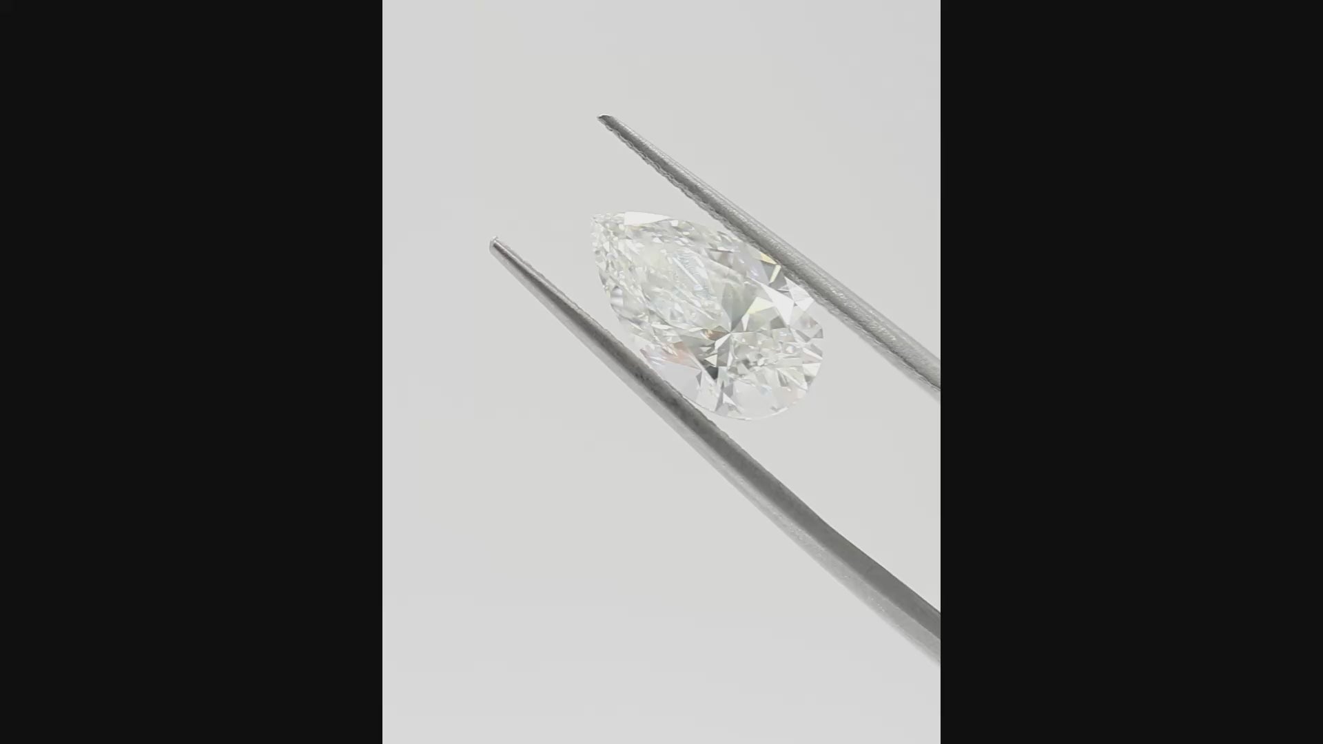 68650 Pear 3.00ct E VS1